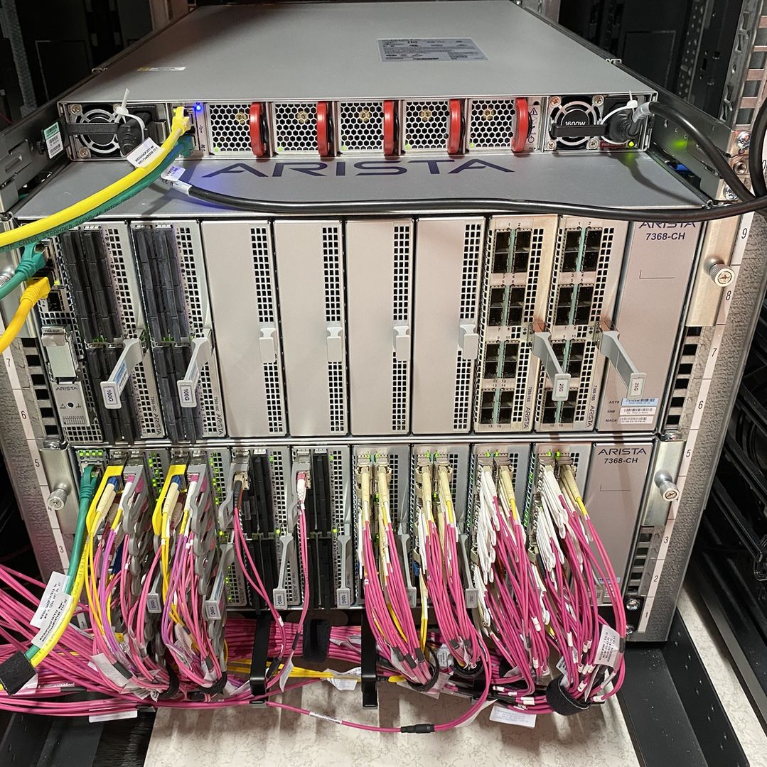 Meuble à casiers - cache ARISTA