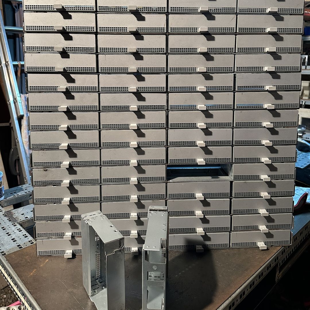 Meuble à casiers - cache ARISTA