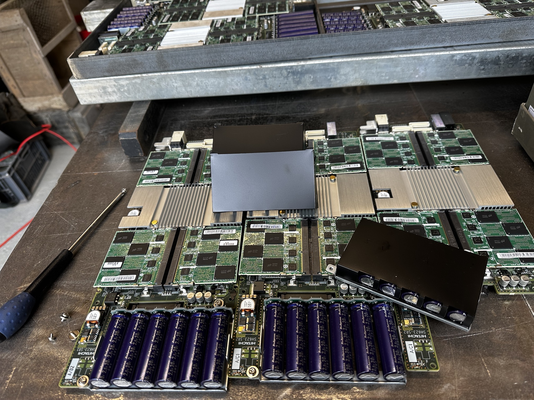 Table basse - FMD Hitachi