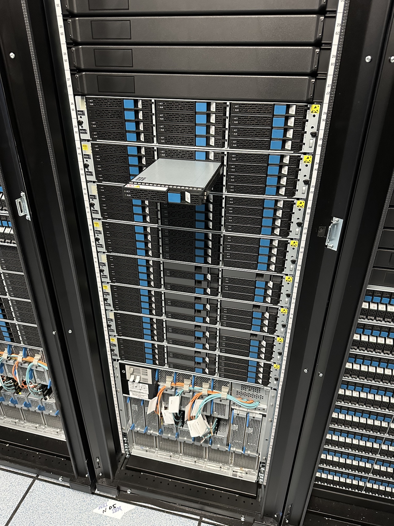 Table basse - FMD Hitachi