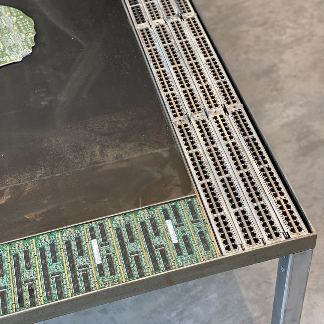 Table de support d une maquette LEGO de DataCenter